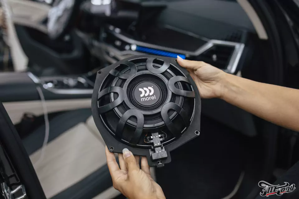 Заменили на BMW X7 Bowers & Wilkins: выполнили комплексную шумоизоляцию салона и построили новую акустическую систему!